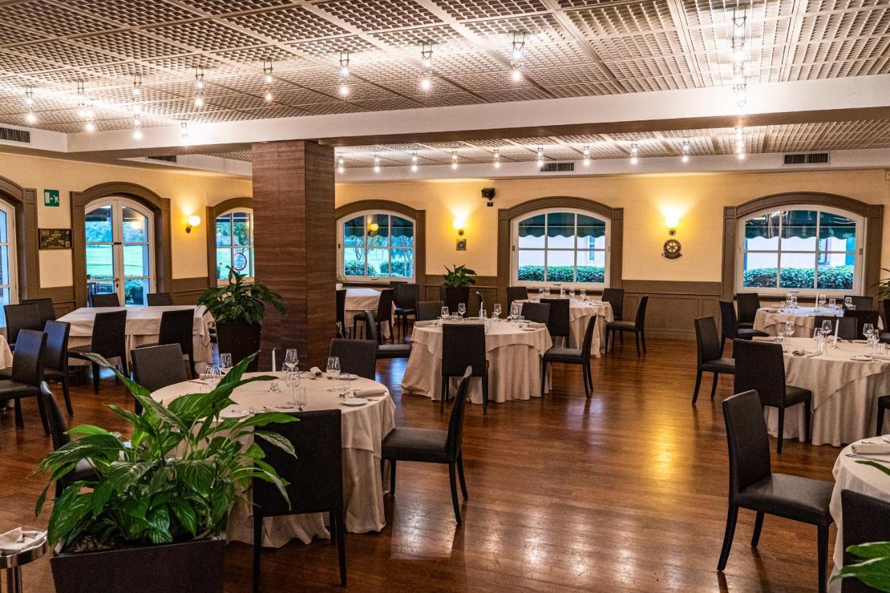 Le Robinie Golf & Resort سولْبياتي أولونا المظهر الخارجي الصورة