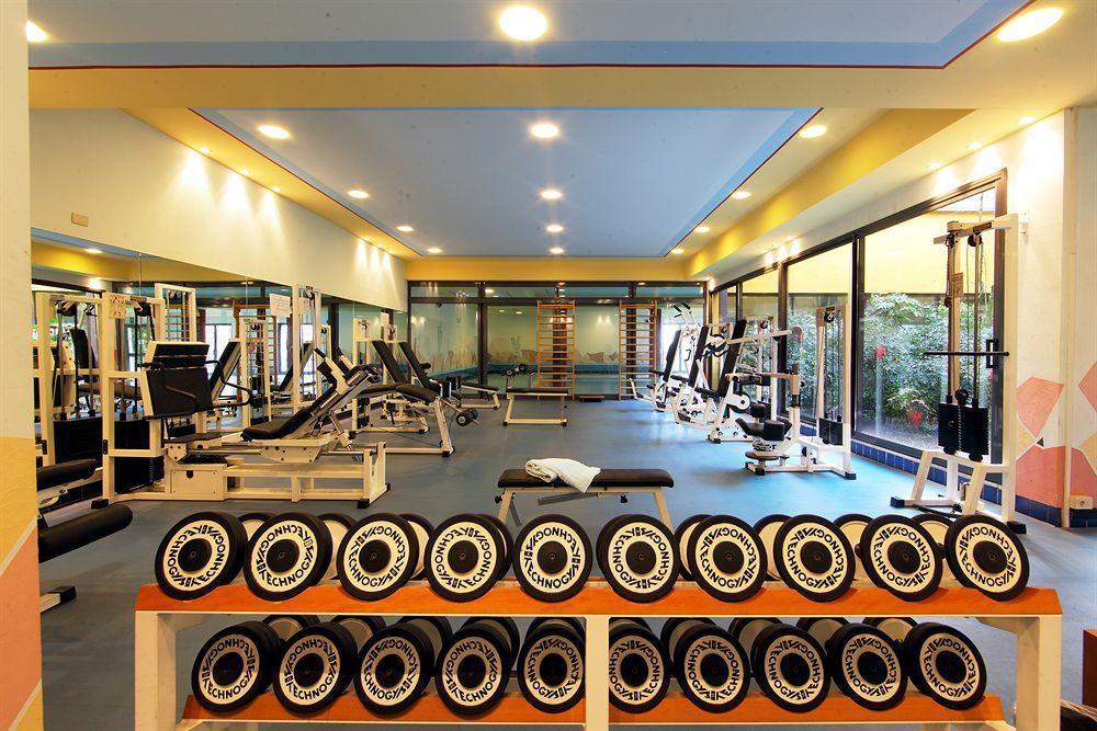 Le Robinie Golf & Resort سولْبياتي أولونا المظهر الخارجي الصورة
